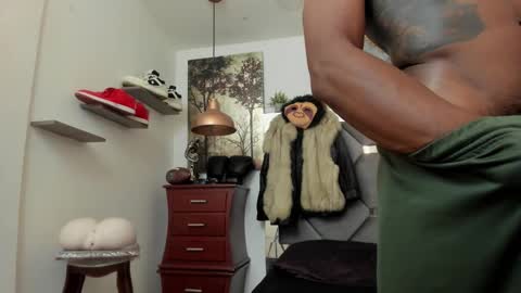 HOT MEN BLACK online show from 22, 2, 2026