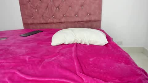 Snapshot of king_lovely_horny chatting on 13, 2, 2025 KING online show from 13, 2, 2025