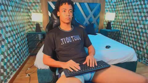 Snapshot of king_rodriguez chatting on 9, 10, 2025 king_rodriguez online show from 9, 10, 2025