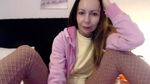 Snapshot of kingandprincess chatting on 21, 7, 2026 sexysexyhotwetpinkredpussy online show from 21, 7, 2026