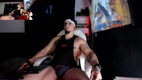 Snapshot of kingbear777 chatting on 20, 12, 2024 King Bear online show from 20, 12, 2024