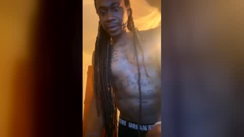 Snapshot of kingecstasyxxx chatting on 5, 5, 2026 KingEcstasyXXX online show from 5, 5, 2026