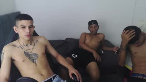 Snapshot of kings_latins chatting on 30, 4, 2026 DOMINANT ALPHA KINGS online show from 30, 4, 2026