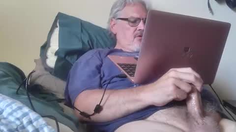 Snapshot of kingtongue10 chatting on 2, 5, 2026 kingtongue10 online show from 2, 5, 2026
