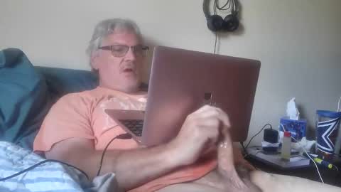 Snapshot of kingtongue10 chatting on 10, 5, 2026 kingtongue10 online show from 10, 5, 2026