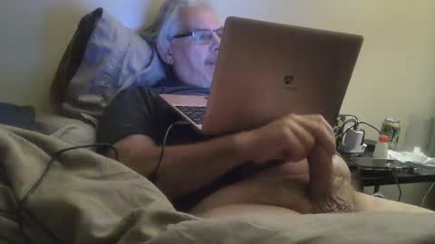 Snapshot of kingtongue10 chatting on 20, 7, 2026 kingtongue10 online show from 20, 7, 2026