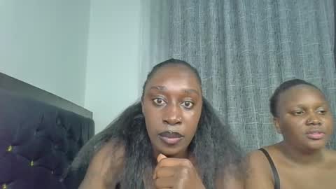 kinky_leila online show from 18, 7, 2026