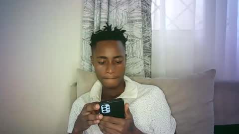 kinkybby_ online show from 4, 1, 2025