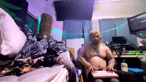 Snapshot of kinkybiguy14 chatting on 10, 6, 2026 Kinky Cassie online show from 10, 6, 2026