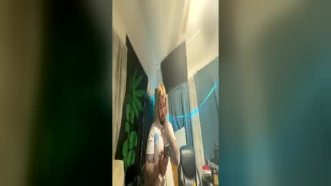 Snapshot of kinkybiguy14 chatting on 21, 6, 2026 Kinky Cassie online show from 21, 6, 2026