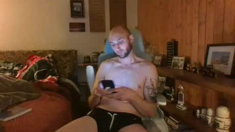 Snapshot of kinkyboyz69 chatting on 22, 6, 2026 kinkyboyz69 online show from 22, 6, 2026