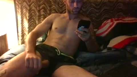Snapshot of kinkyboyz69 chatting on 19, 7, 2026 kinkyboyz69 online show from 19, 7, 2026