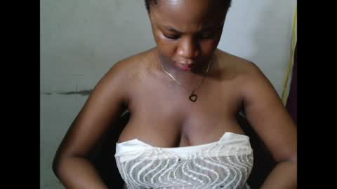kinkyjuicexx online show from 28, 4, 2026