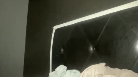 Bunniii online show from 10, 2, 2025