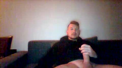 kinkylionboy online show from 2, 3, 2025