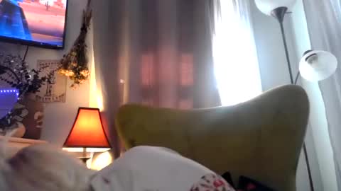 Snapshot of kinkypinkyplay2 chatting on 3, 2, 2025 Kinky Pinky online show from 3, 2, 2025