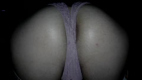 Snapshot of kinkyrisque chatting on 8, 5, 2026 Xoxxxo online show from 8, 5, 2026