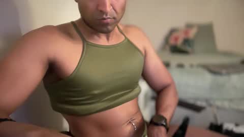 Snapshot of kinkyslutdee chatting on 25, 9, 2025 kinkyslutdee online show from 25, 9, 2025