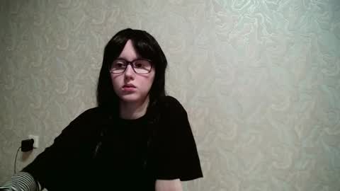 Snapshot of kinkyxgrey chatting on 24, 10, 2025 KinkyxGrey online show from 24, 10, 2025