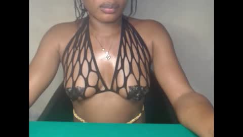 Snapshot of kinkyxxnasty chatting on 19, 9, 2025 kinkyxxnasty online show from 19, 9, 2025