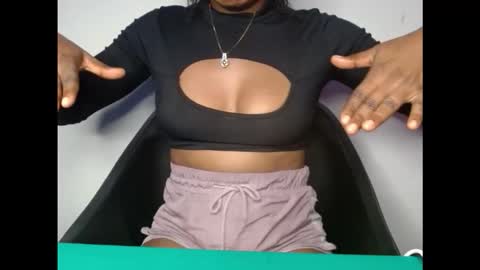 Snapshot of kinkyxxnasty chatting on 11, 10, 2025 kinkyxxnasty online show from 11, 10, 2025