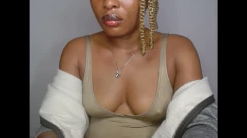 Snapshot of kinkyxxnasty chatting on 7, 11, 2025 kinkyxxnasty online show from 7, 11, 2025