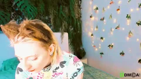 Snapshot of kira__cutie chatting on 4, 5, 2026 Kira online show from 4, 5, 2026