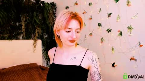 Snapshot of kira__cutie chatting on 16, 5, 2026 Kira online show from 16, 5, 2026