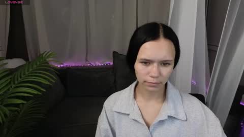 kira_bliss_ online show from 24, 6, 2026