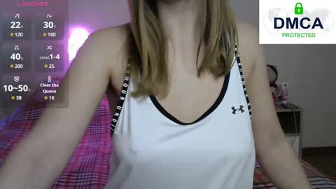 Snapshot of kira_blonde_angel chatting on 18, 2, 2025 Kira online show from 18, 2, 2025