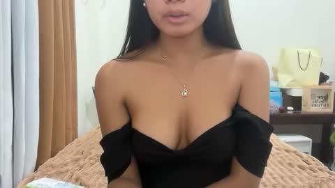 Snapshot of kira_danaya chatting on 8, 4, 2026 kira_danaya online show from 8, 4, 2026