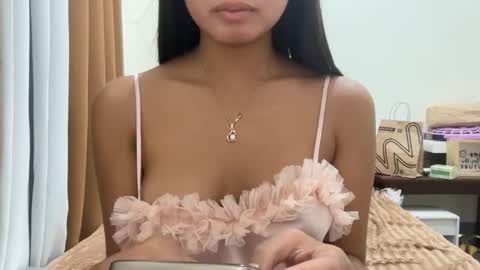 Snapshot of kira_danaya chatting on 12, 4, 2026 kira_danaya online show from 12, 4, 2026