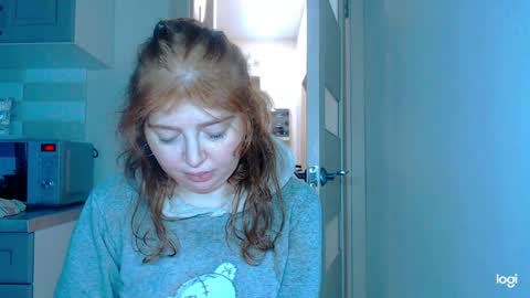 Snapshot of kira_foxy_ chatting on 5, 6, 2026 Kira online show from 5, 6, 2026