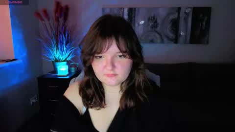 Kira online show from 12, 11, 2025