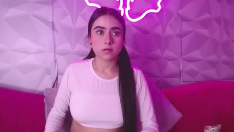 kira_moon_01 online show from 15, 10, 2025