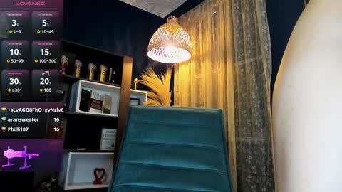 KIRA online show from 17, 12, 2024