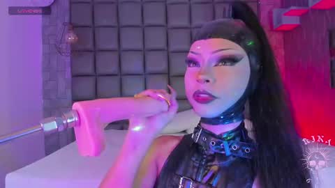 Snapshot of kira_vance chatting on 19, 7, 2026 Kira online show from 19, 7, 2026