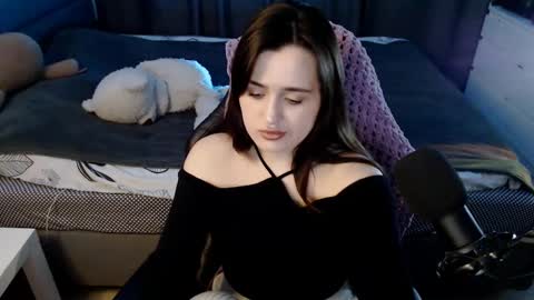Snapshot of kira_yammy chatting on 9, 2, 2025 Kira follow me online show from 9, 2, 2025