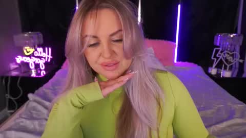 Kira online show from 5, 10, 2025