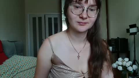 Snapshot of kiragoldens chatting on 17, 6, 2026 KiraGoldens online show from 17, 6, 2026