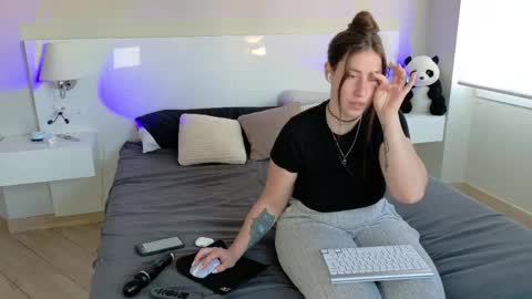 Kira online show from 23, 3, 2026