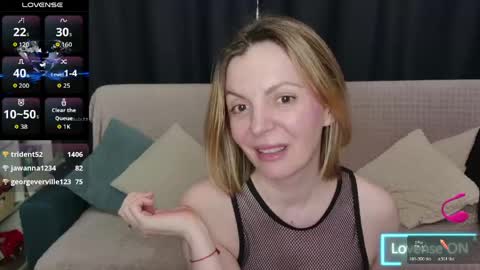 kiramartins cat online show from 22, 4, 2026