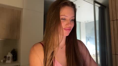 Kira online show from 17, 3, 2026