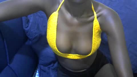 Snapshot of kiranoir1 chatting on 2, 4, 2026 Kira online show from 2, 4, 2026