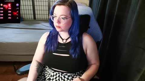 KiraSpitQueen online show from 17, 1, 2025