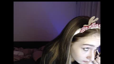 Snapshot of kisa____ chatting on 24, 12, 2024 kisa____ online show from 24, 12, 2024