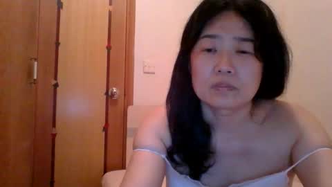 kiss_silk online show from 17, 5, 2026
