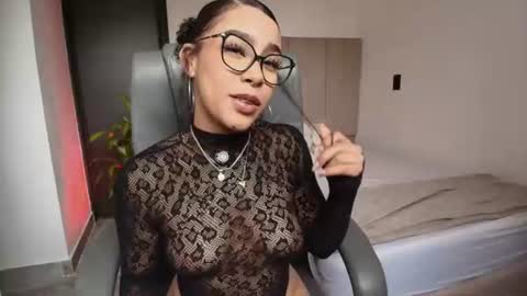 Snapshot of kisscocoaxo chatting on 16, 6, 2026 cocoa online show from 16, 6, 2026