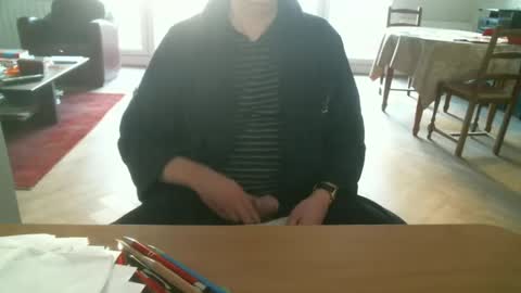 kisslog1 online show from 11, 1, 2025