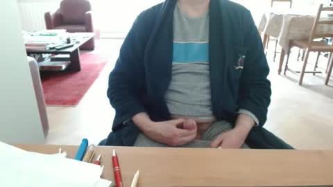 kisslog1 online show from 6, 4, 2026